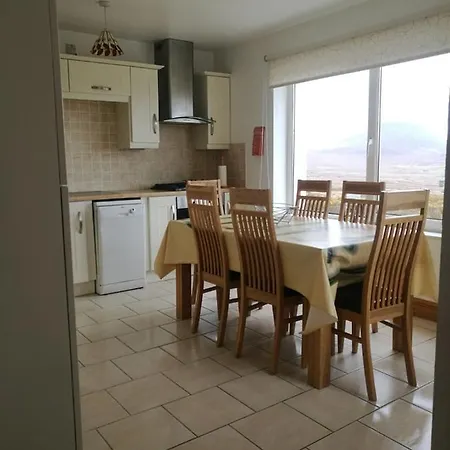 9 Corrymore Village Keel (Mayo)